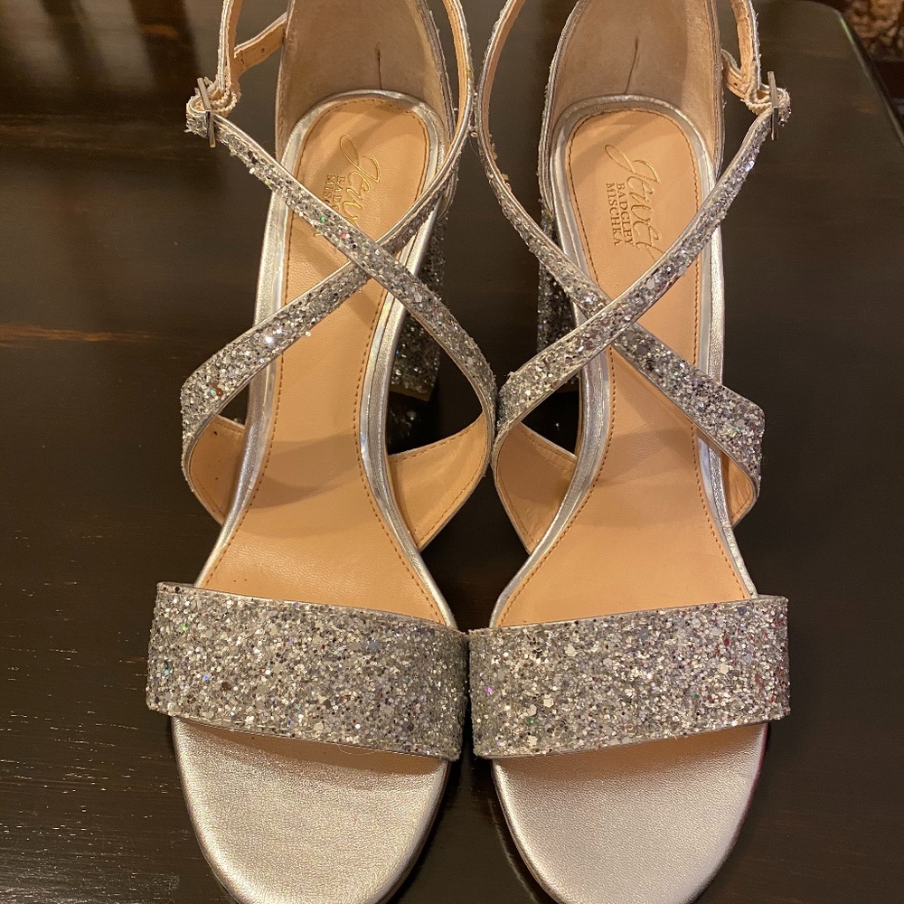 Jewel by Badgley Mischka Heels